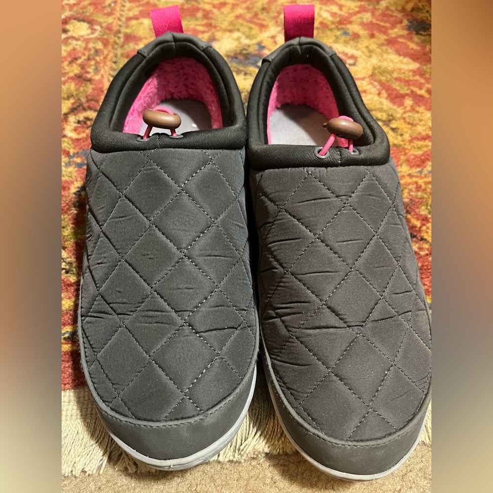 Women’s Dreamfoam Slipper Size L